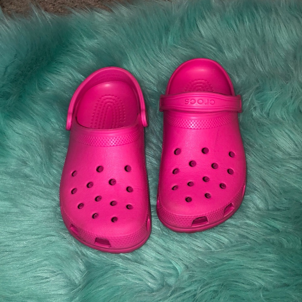 pink crocs